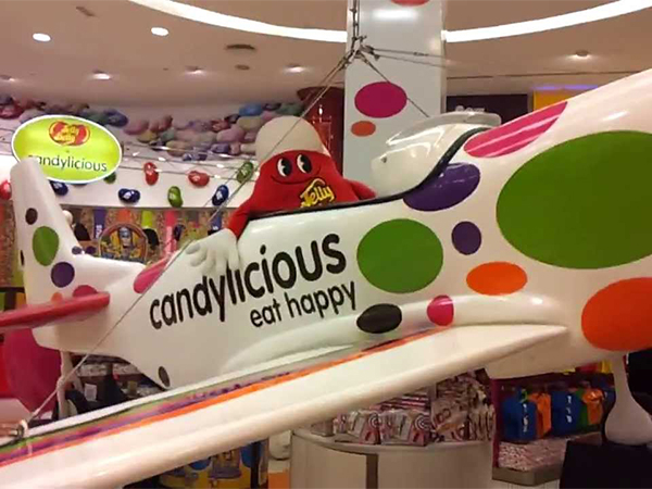 بالصوَر: Candylicious في دبي... ألذ متجر للحلويات في العالم